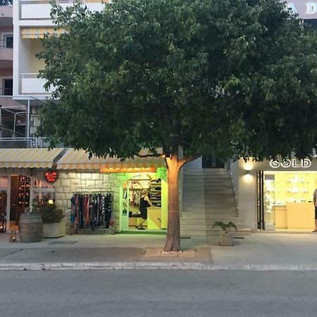 Apartman Tatjana Appartamento Podgora Esterno foto